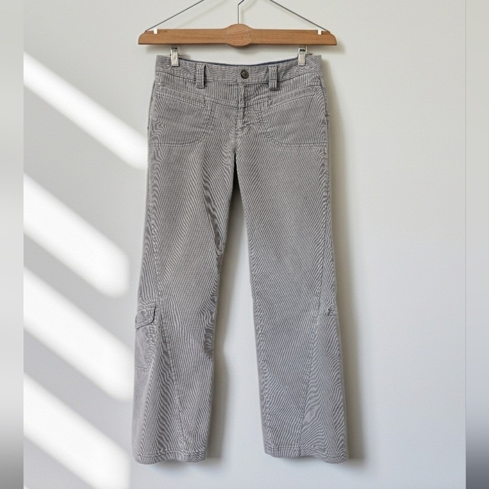 Athleta Y2K Grey Low Rise Wide Leg Cargo Pants Gorpcore Festival Rave‎